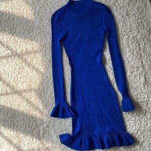 Elegant Blue Long Sleeve Dress